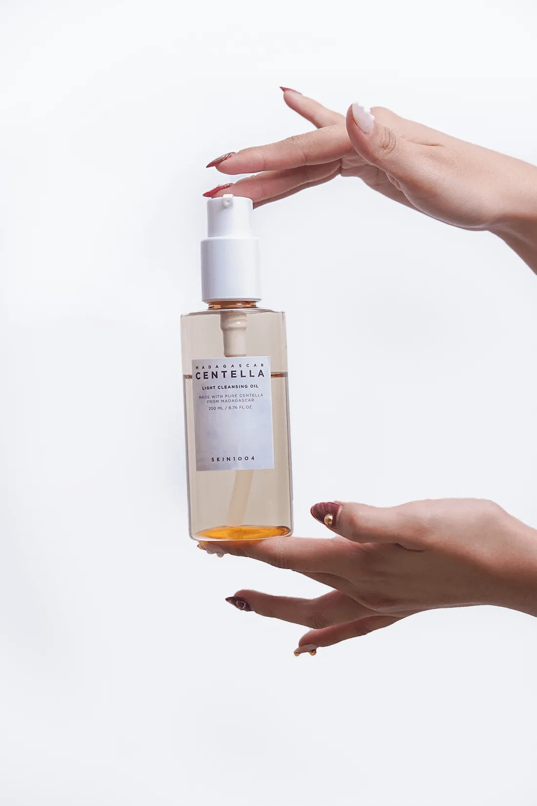 Madagascar Centella Light Cleansing Oil 200ml - Chok Chok Beauty