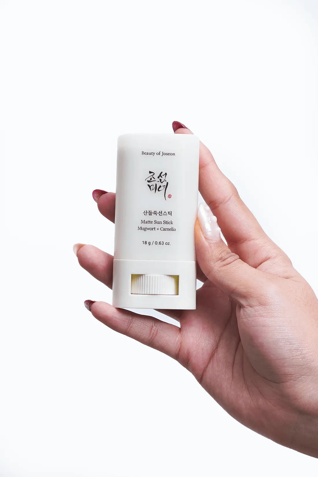 Matte Sun Stick : Mugwort + Camilia SPF50+ PA++++ - 18g - Chok Chok Beauty