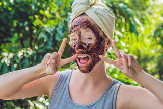 ¿Por qué es importante exfoliar la piel?