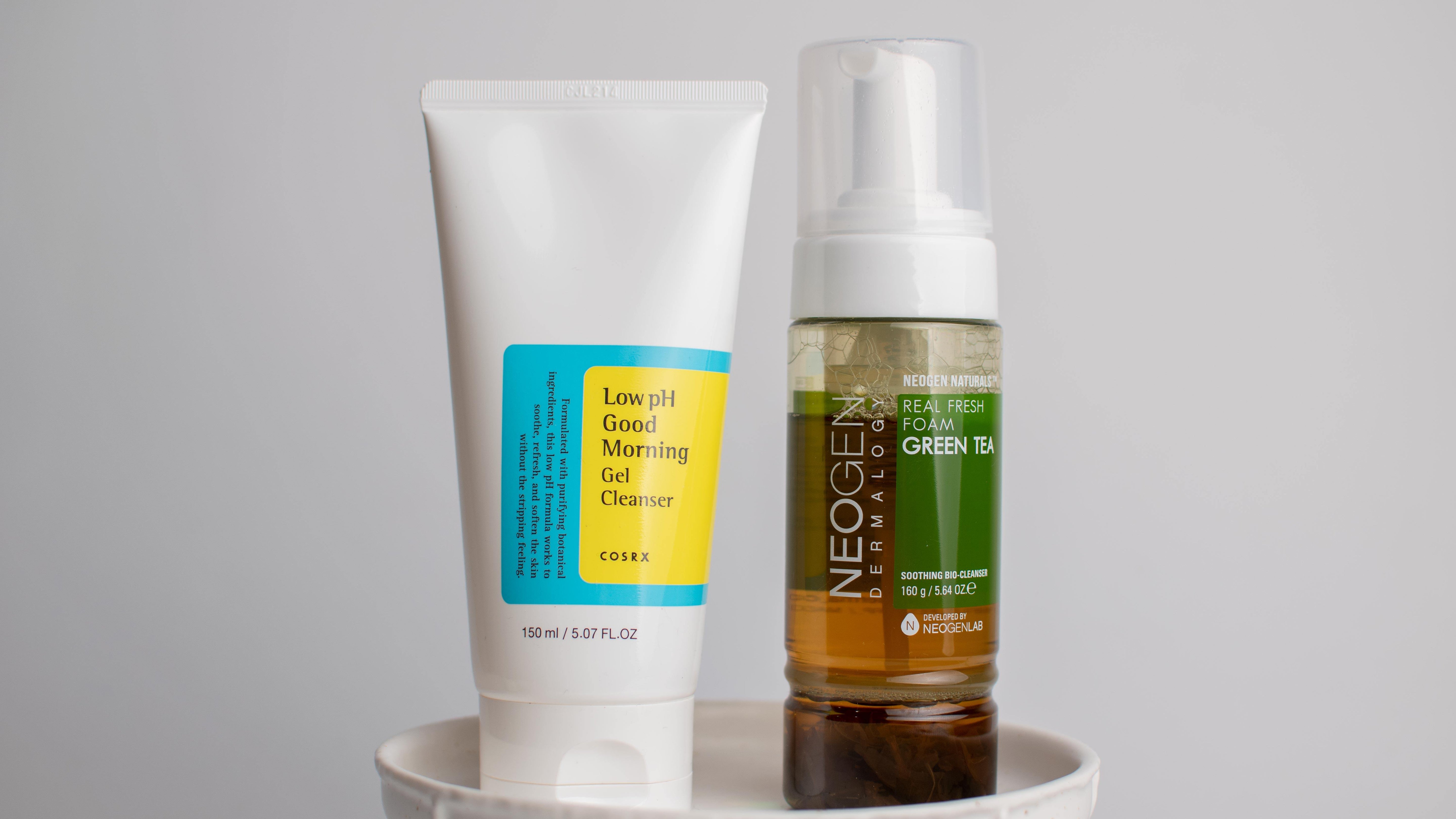 Low Ph Good Morning Gel Cleanser VS. Real Fresh Foam Green Tea - Chok Chok Beauty