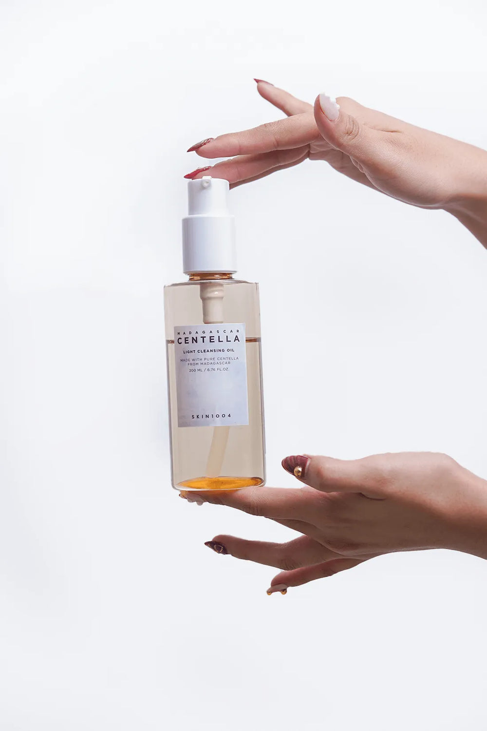 Madagascar Centella Light Cleansing Oil 200ml - Chok Chok Beauty