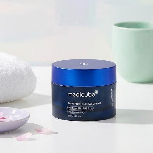 Medicube - Zero Pore One Day Cream 50 ml -  Reduce poros y Controla el sebo
