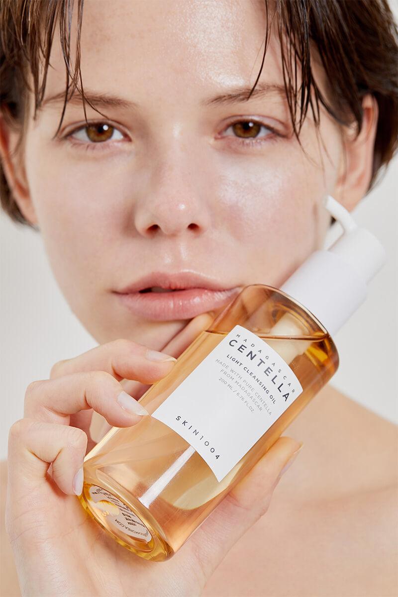 Madagascar Centella Light Cleansing Oil 200ml - Chok Chok Beauty